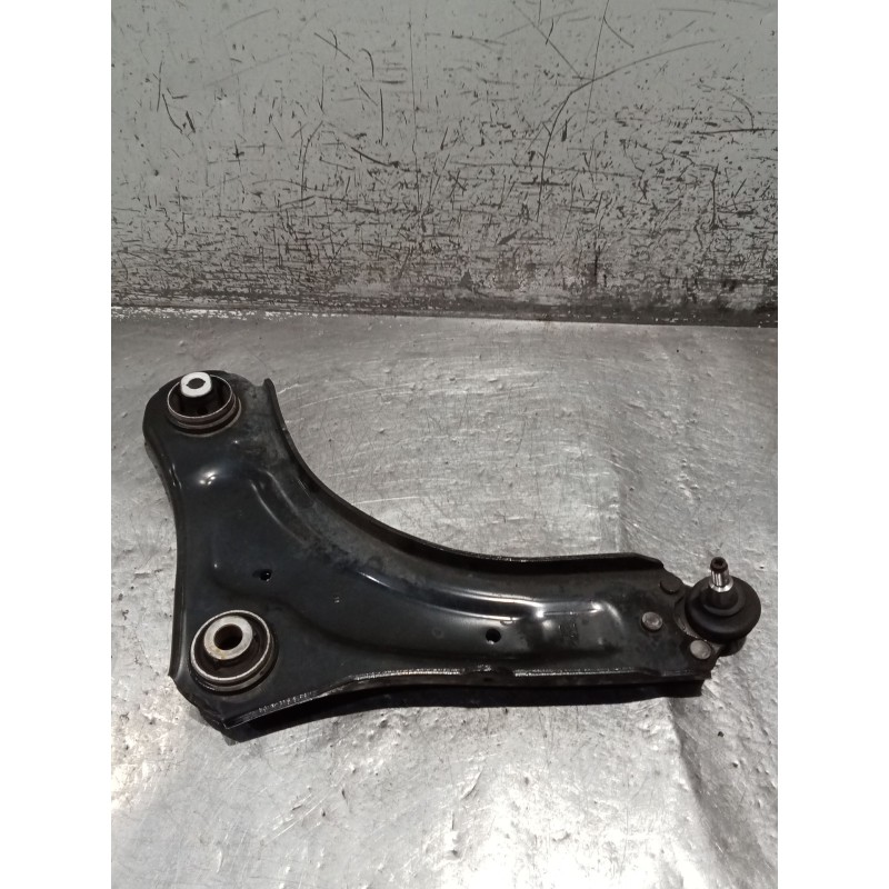 Recambio de brazo suspension inferior delantero izquierdo para renault megane iii hatchback (bz0/1_, b3_) 1.5 dci (bz09, bz0d, b