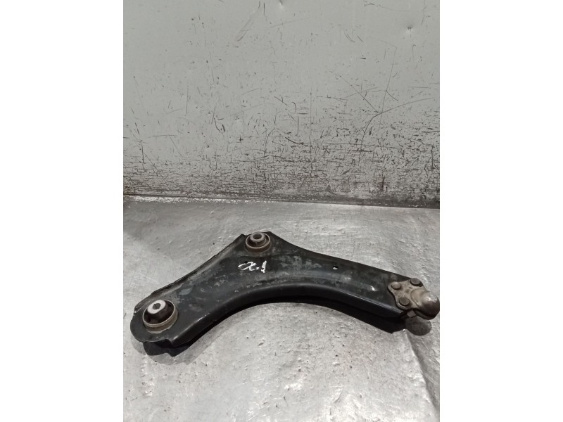 Recambio de brazo suspension inferior delantero izquierdo para renault megane iii hatchback (bz0/1_, b3_) 1.5 dci (bz09, bz0d, b