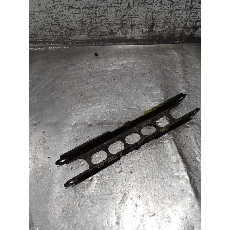 Recambio de brazo suspension inferior trasero derecho para bmw 1 coupé (e82) 123 d referencia OEM IAM   ANTERIOR