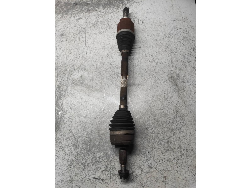 Recambio de transmision delantera izquierda para renault scenic iii authentique referencia OEM IAM 8200847584  