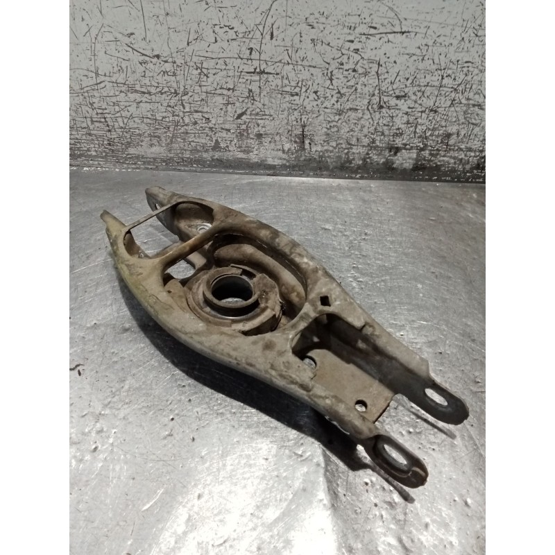 Recambio de brazo suspension inferior trasero derecho para bmw 1 coupé (e82) 123 d referencia OEM IAM   POSTERIOR