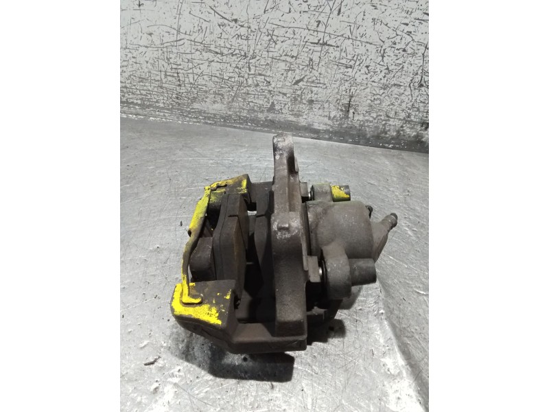 Recambio de pinza freno delantera derecha para bmw 1 coupé (e82) 123 d referencia OEM IAM   
