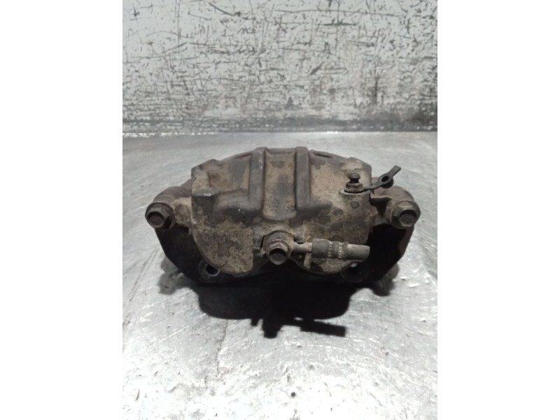 Recambio de pinza freno delantera derecha para kia sorento i (jc) 2.5 crdi referencia OEM IAM   