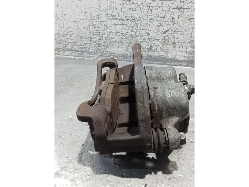 Recambio de pinza freno delantera izquierda para kia sorento i (jc) 2.5 crdi referencia OEM IAM   