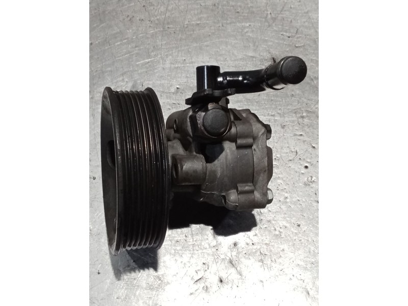 Recambio de bomba direccion para kia sorento i (jc) 2.5 crdi referencia OEM IAM   