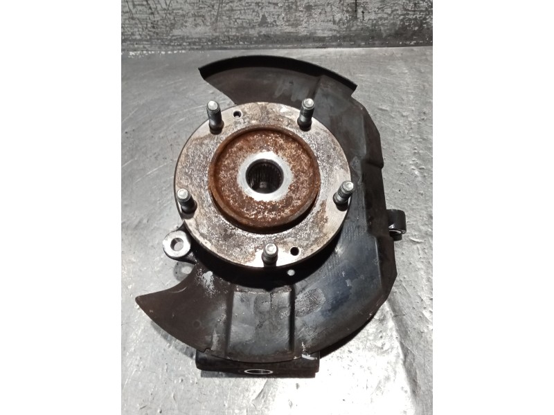 Recambio de mangueta delantera izquierda para kia sorento i (jc) 2.5 crdi referencia OEM IAM   