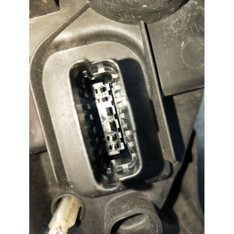 Recambio de faro derecho para dacia sandero ii (b8_) tce 90 (b8m1, b8ma) referencia OEM IAM 260107615R 90029995 2012