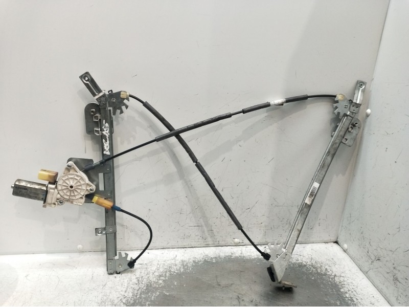 Recambio de elevalunas delantero derecho para bmw 1 coupé (e82) 123 d referencia OEM IAM  2P 2007