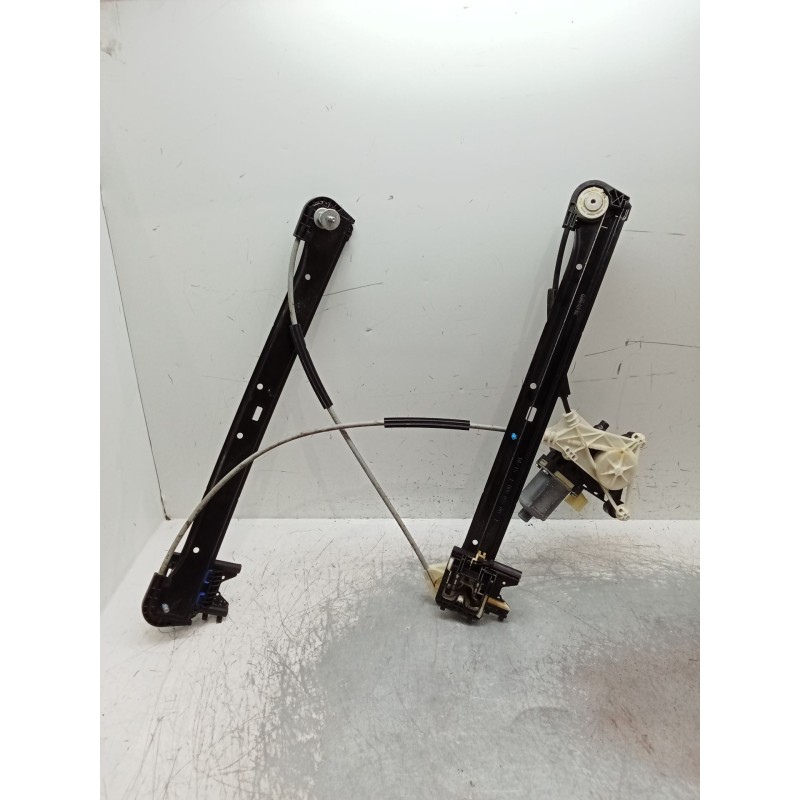 Recambio de elevalunas delantero izquierdo para audi a3 sportback (8va) ambiente referencia OEM IAM 0130822718 S850202100 8V4837
