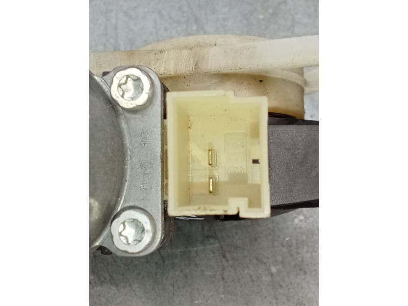 Recambio de elevalunas delantero izquierdo para audi a3 sportback (8va) ambiente referencia OEM IAM 0130822718 S850202100 8V4837