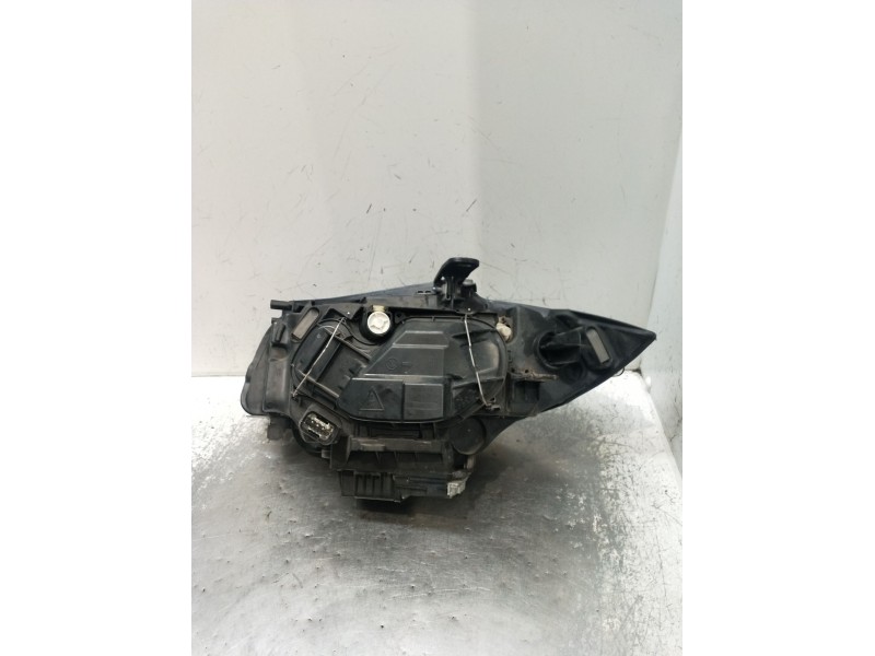 Recambio de faro derecho para bmw 1 coupé (e82) 123 d referencia OEM IAM 90004814 89032335 XENON 2007