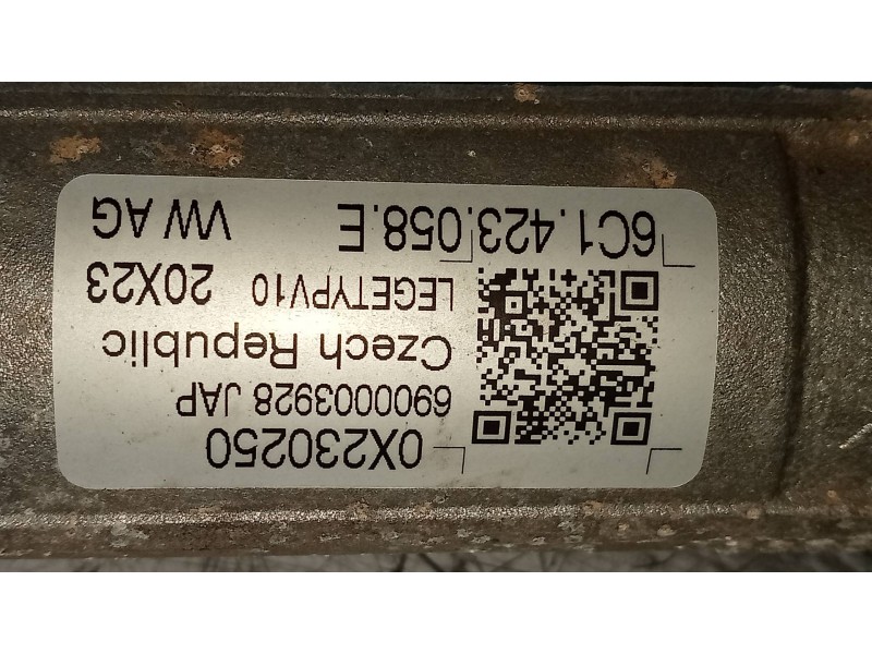 Recambio de cremallera direccion para skoda fabia 1.0 tsi referencia OEM IAM 6C1423085E  