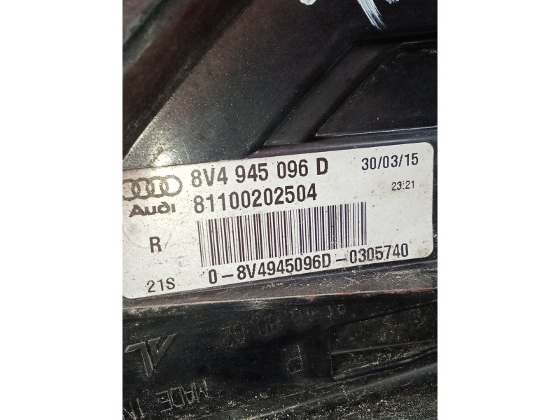 Recambio de piloto trasero derecho para audi a3 sportback (8va) ambiente referencia OEM IAM 8V4945096D 81100202504 8V4945096D LE