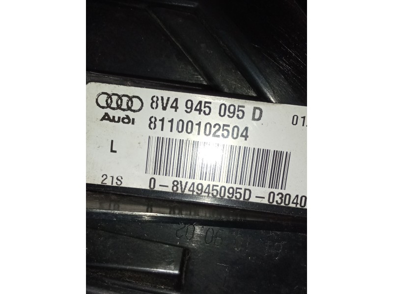 Recambio de piloto trasero izquierdo para audi a3 sportback (8va) ambiente referencia OEM IAM 8V4945095D 811001025048V4945095D L