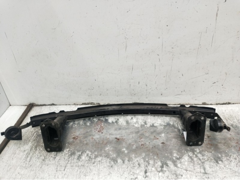 Recambio de refuerzo paragolpes delantero para bmw 1 coupé (e82) 123 d referencia OEM IAM   2007