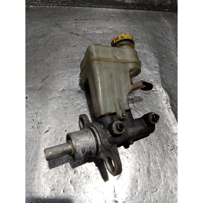 Recambio de bomba freno para alfa romeo spider (177) 2.4 jtd 20v referencia OEM IAM 32067799B  