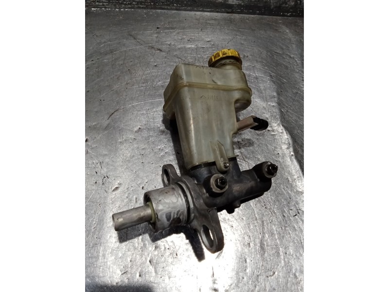 Recambio de bomba freno para alfa romeo spider (177) 2.4 jtd 20v referencia OEM IAM 32067799B  