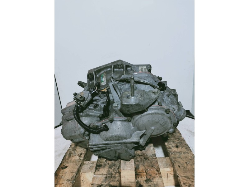 Recambio de caja cambios para saab 9-5 familiar 1.9 tid vector referencia OEM IAM 5551SN FA57D03 55556963A 06DV706784