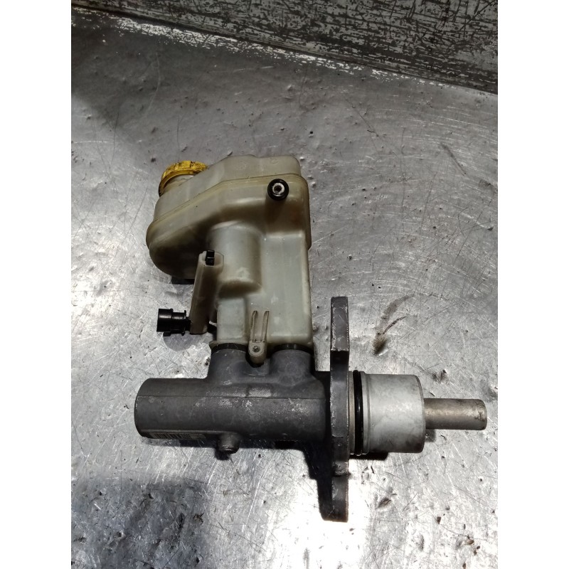 Recambio de bomba freno para alfa romeo spider (177) 2.4 jtd 20v referencia OEM IAM 32067799B  