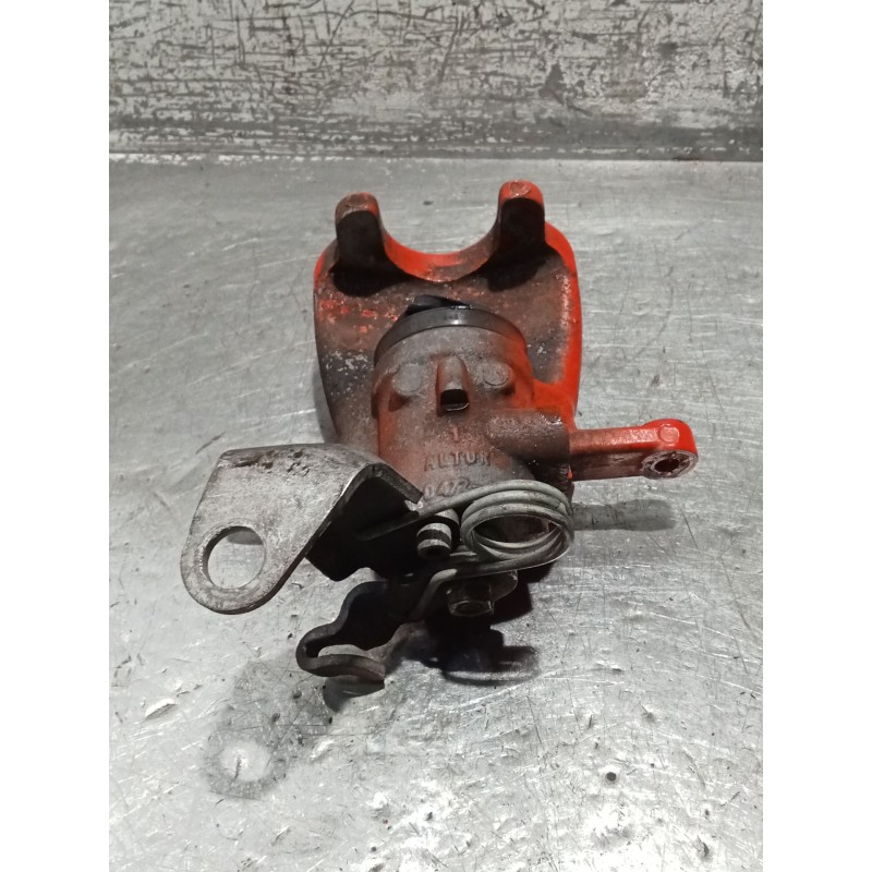 Recambio de pinza freno trasera derecha para alfa romeo spider (177) 2.4 jtd 20v referencia OEM IAM   