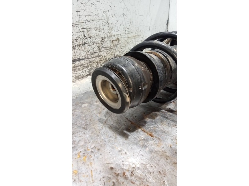Recambio de amortiguador delantero derecho para skoda fabia 1.0 tsi referencia OEM IAM 6C0413031AN  