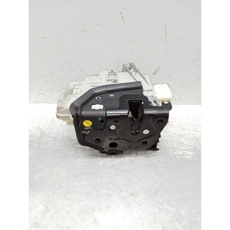 Recambio de motor cierre centralizado trasero izquierdo para audi a3 sportback (8va) ambiente referencia OEM IAM 4G0839015B 5P 