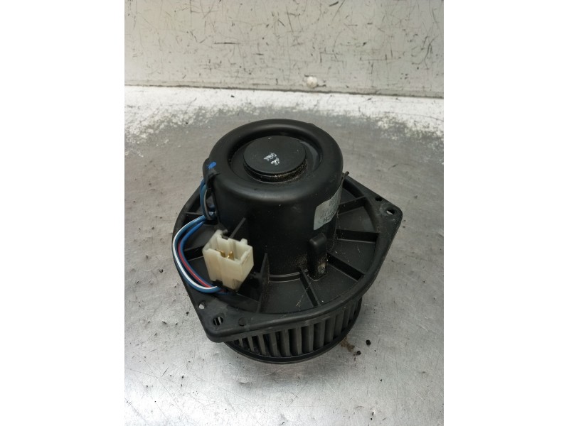 Recambio de motor calefaccion para nissan serena (c23) 2.3 d referencia OEM IAM 0130111154 4868330350 1992