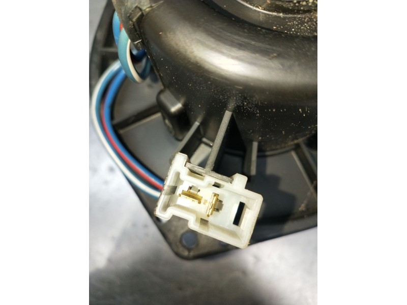 Recambio de motor calefaccion para nissan serena (c23) 2.3 d referencia OEM IAM 0130111154 4868330350 1992