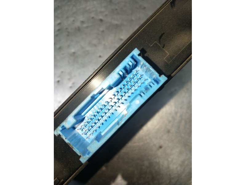 Recambio de modulo electronico para bmw 1 coupé (e82) 123 d referencia OEM IAM 9020025428 532397148 2007