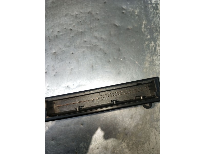 Recambio de modulo electronico para bmw 1 coupé (e82) 123 d referencia OEM IAM 9020025428 532397148 2007