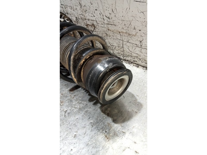 Recambio de amortiguador delantero izquierdo para skoda fabia 1.0 tsi referencia OEM IAM 6C0413031AN  