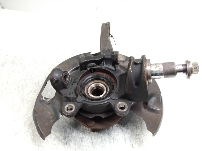 Recambio de mangueta delantera izquierda para nissan primera berlina (p11) 2.0 16v cat referencia OEM IAM   