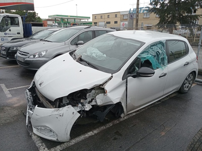 peugeot 208 i (ca_, cc_) del año 2017