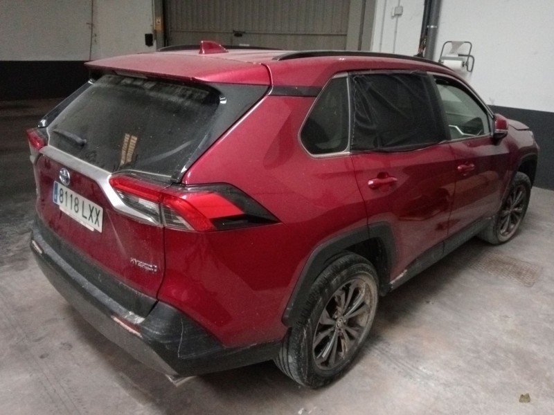 toyota rav 4 v (_a5_, _h5_) del año 2022