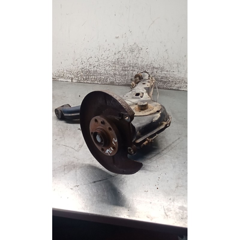Recambio de mangueta trasera izquierda para volkswagen transporter t4 furgoneta (70a, 70h, 7da, 7dh, 70j) 2.5 tdi referencia OEM