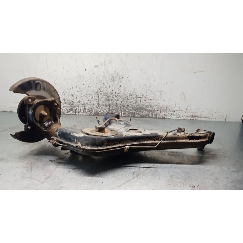 Recambio de mangueta trasera izquierda para volkswagen transporter t4 furgoneta (70a, 70h, 7da, 7dh, 70j) 2.5 tdi referencia OEM