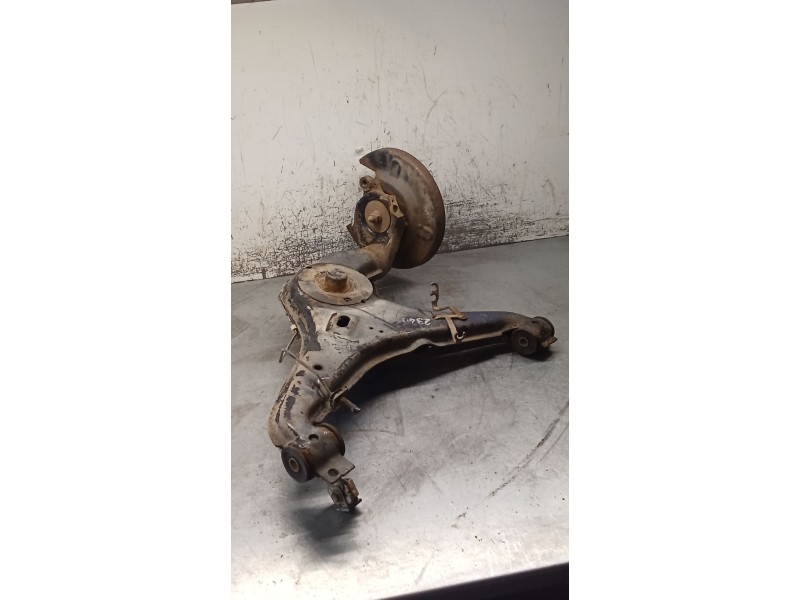 Recambio de mangueta trasera izquierda para volkswagen transporter t4 furgoneta (70a, 70h, 7da, 7dh, 70j) 2.5 tdi referencia OEM