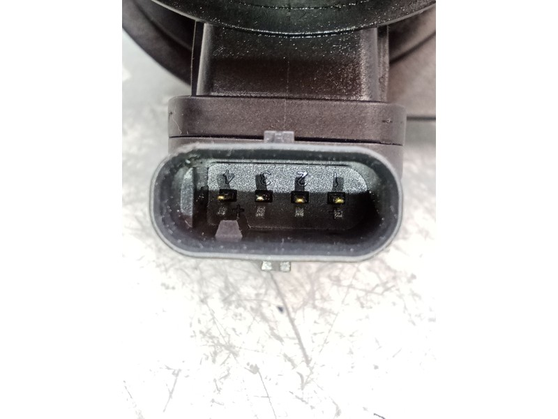 Recambio de caudalimetro para audi a3 sportback (8va) ambiente referencia OEM IAM 04L906461B 5WK98102 