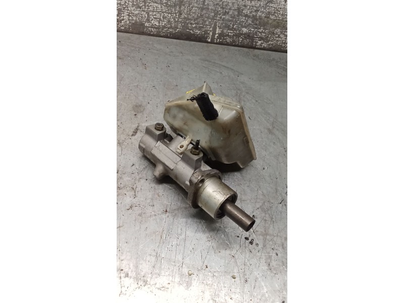 Recambio de bomba freno para volkswagen transporter t4 furgoneta (70a, 70h, 7da, 7dh, 70j) 2.5 tdi referencia OEM IAM 7D0611303A