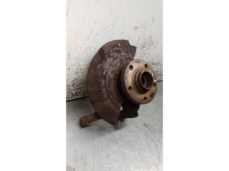 Recambio de mangueta delantera izquierda para volkswagen transporter t4 furgoneta (70a, 70h, 7da, 7dh, 70j) 2.5 tdi referencia O