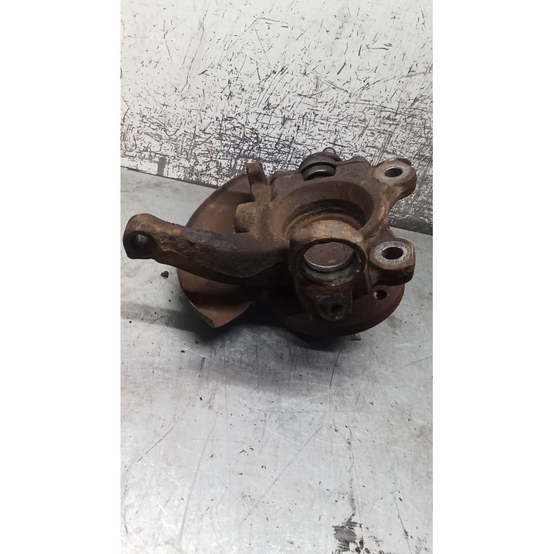 Recambio de mangueta delantera derecha para volkswagen transporter t4 furgoneta (70a, 70h, 7da, 7dh, 70j) 2.5 tdi referencia OEM