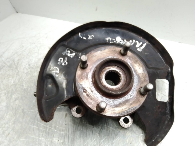 Recambio de mangueta delantera izquierda para nissan primera berlina (p11) 2.0 turbodiesel cat referencia OEM IAM   