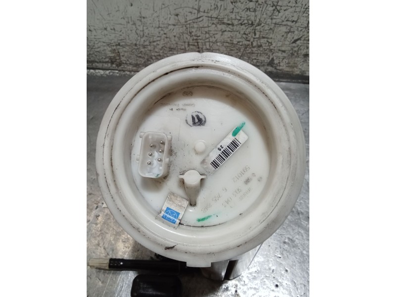 Recambio de bomba combustible para bmw 5 (e60) 520 d referencia OEM IAM   