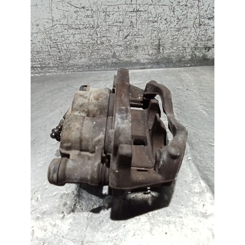 Recambio de pinza freno delantera izquierda para citroën jumper iii caja/chasis 2.2 hdi 120 referencia OEM IAM   06