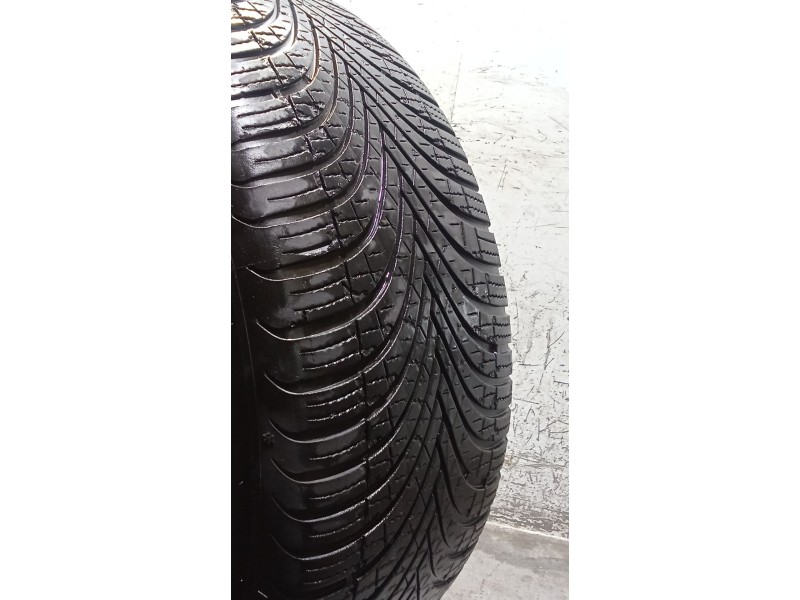 Recambio de juego llantas para volkswagen tiguan (5n_) 2.0 tdi referencia OEM IAM 235/55 R17 103V  VER FOTOS