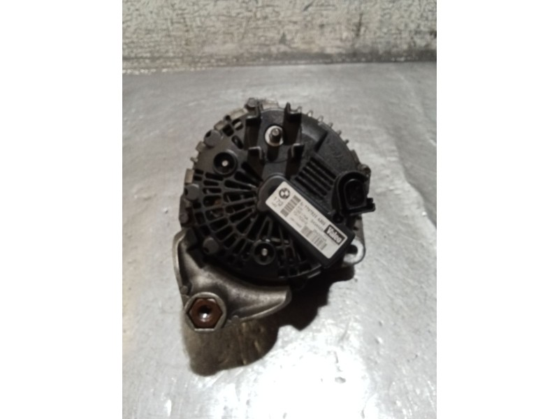Recambio de alternador para bmw 5 (e60) 520 d referencia OEM IAM 7797521 2543304A 