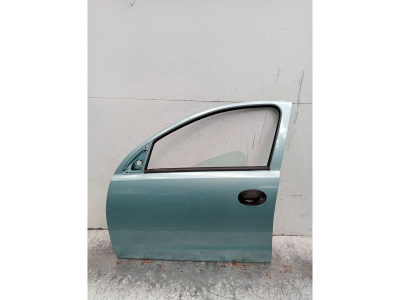 Recambio de puerta delantera izquierda para opel corsa c (x01) 1.7 dti (f08, f68) referencia OEM IAM   
