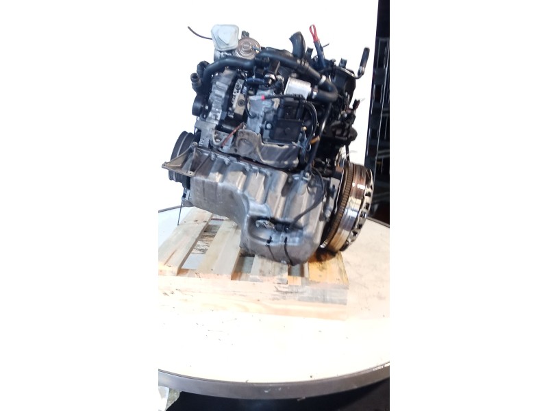 Recambio de motor completo para bmw 5 (e60) 520 d referencia OEM IAM 204D4 BOSCH 82756100