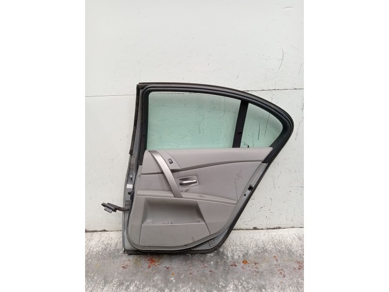 Recambio de puerta trasera derecha para bmw 5 (e60) 520 d referencia OEM IAM  VER FOTOS 