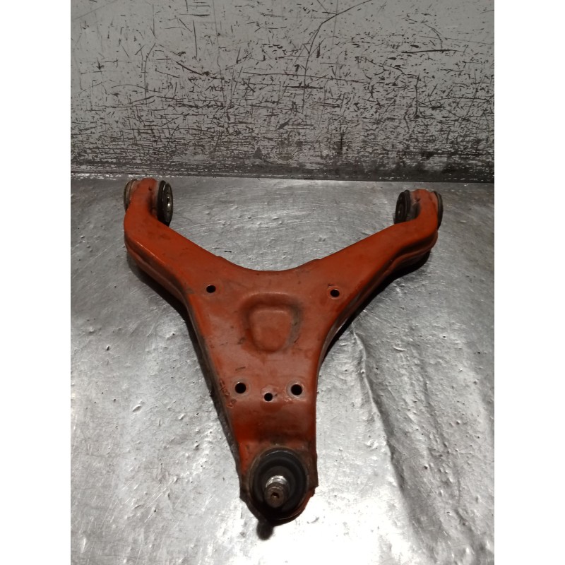 Recambio de brazo suspension inferior delantero derecho para iveco daily iii furgoneta 35 s 11 v,35 c 11 v referencia OEM IAM   
